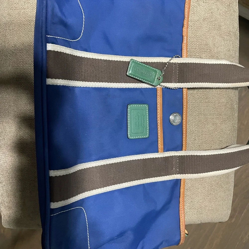 Coach Tote Bag - Picture 6 of 10